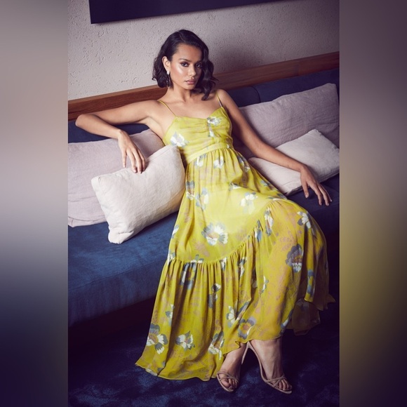 Laura Garcia Barney’s New York 100% Silk Floral Dress - Picture 1 of 9